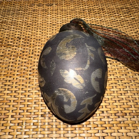 Vintage Kugel Ornament Etched Hanging Ornament Bow Gray Satin Holiday Decoration - Picture 2 of 9